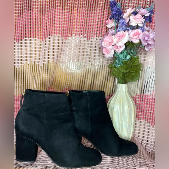 Nine West Genevieve Booties - Picture 2 of 5